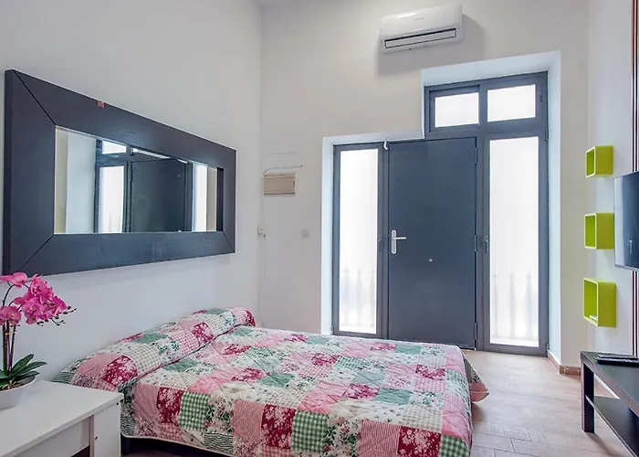 דירה J&n La Palmera 2 סביליה